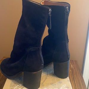Free People black nubuck boots size 37
